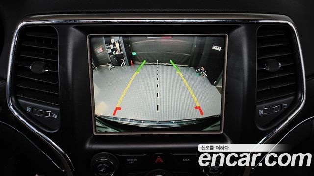 Jeep Cherokee 2015 — photo 15