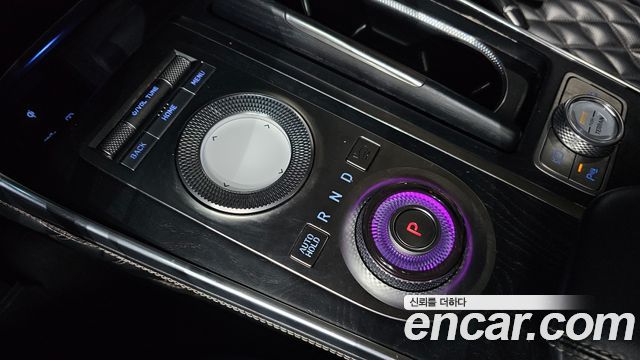 Genesis GV80 2020 — photo 12