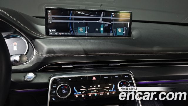 Genesis GV80 2020 — photo 18