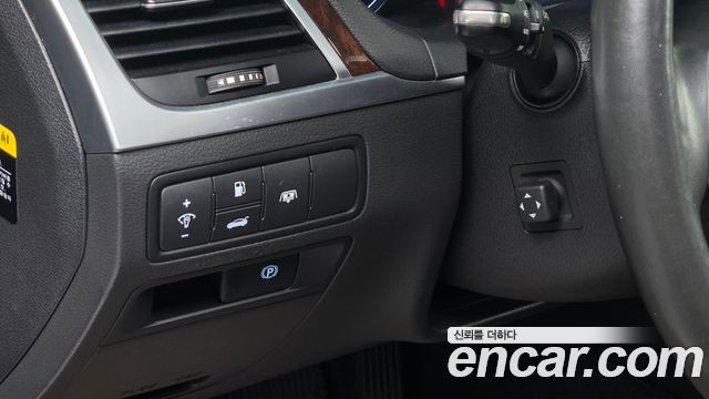 Hyundai Genesis 2016 — photo 14