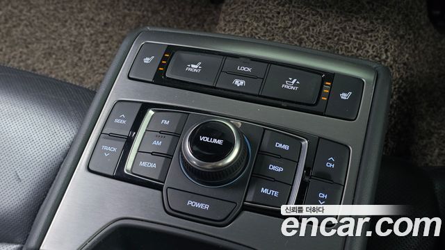 Hyundai Genesis 2016 — photo 20