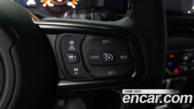 Jeep Wrangler 2026 — photo 22