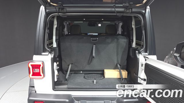 Jeep Wrangler 2026 — photo 26