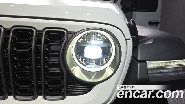 Jeep Wrangler 2026 — photo 8