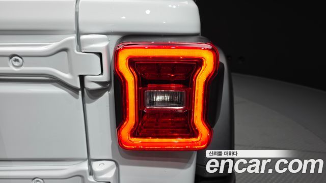 Jeep Wrangler 2026 — photo 9