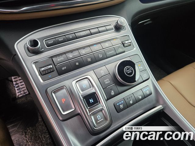 Hyundai Santafe 2023 — photo 11