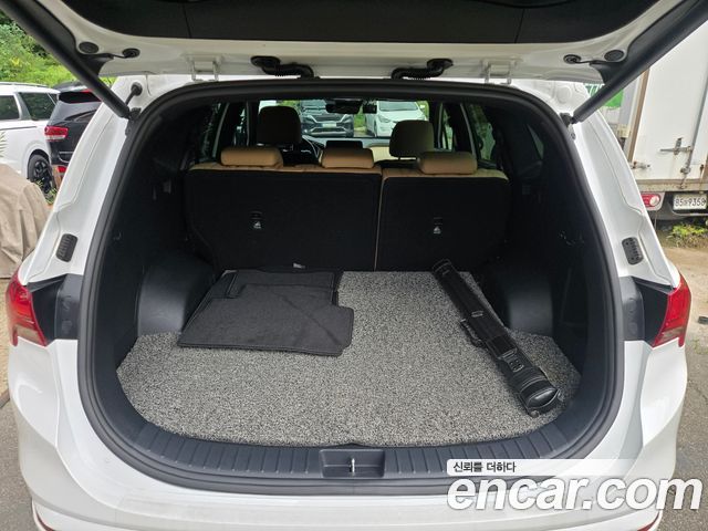 Hyundai Santafe 2023 — photo 20