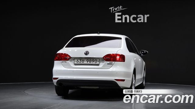 Volkswagen Jetta 2014 — photo 4