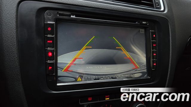 Volkswagen Jetta 2014 — photo 15