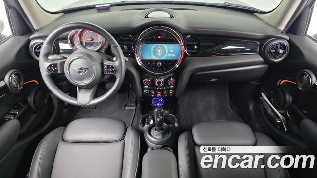 Mini Cooper 2023 — photo 10