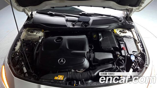 Mercedes-Benz CLA-Class 2018 — photo 6