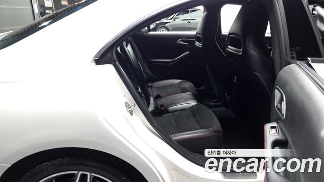 Mercedes-Benz CLA-Class 2018 — photo 17