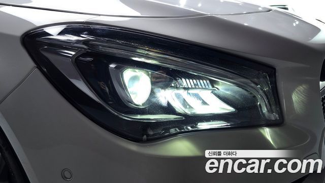 Mercedes-Benz CLA-Class 2018 — photo 8