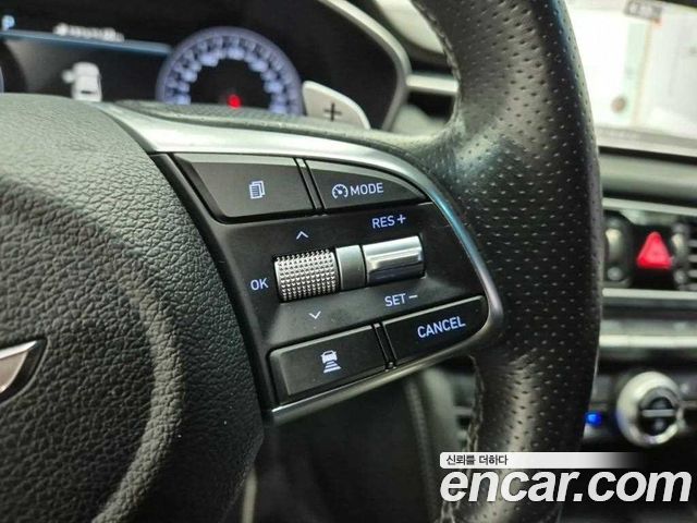 Genesis G70 2018 — photo 16