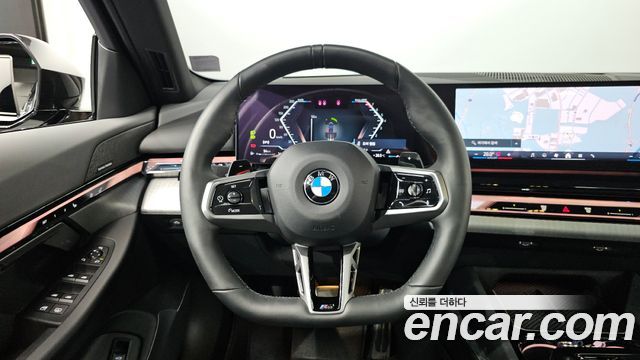 BMW 5-Series 2024 — photo 19