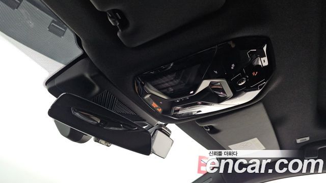 BMW 5-Series 2024 — photo 24