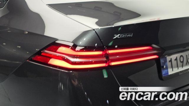 BMW 5-Series 2024 — photo 9