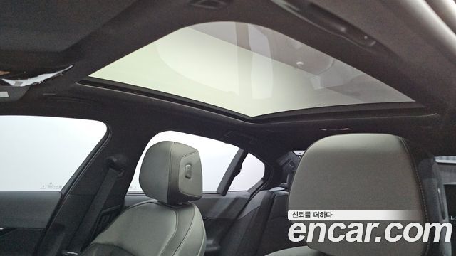 BMW 5-Series 2024 — photo 32