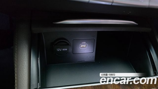 Kia K9 2019 — photo 18