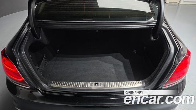 Kia K9 2019 — photo 24