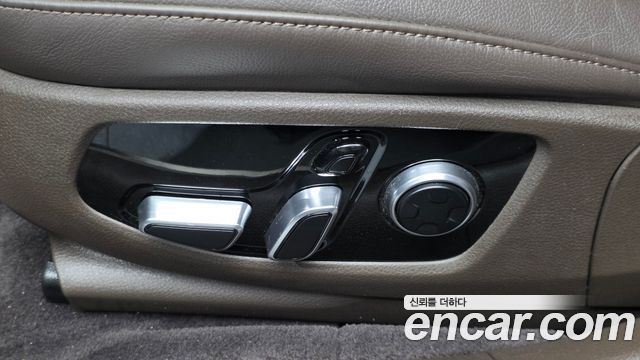 Kia K9 2019 — photo 32