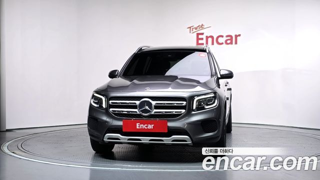 Mercedes-Benz GLB-Class 2021 — photo 3