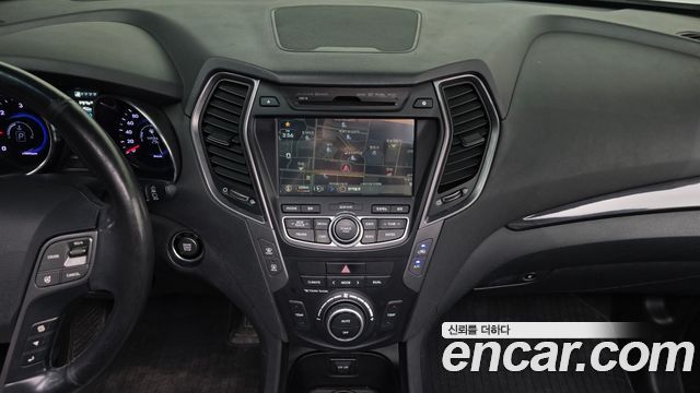 Hyundai Santafe 2015 — photo 19