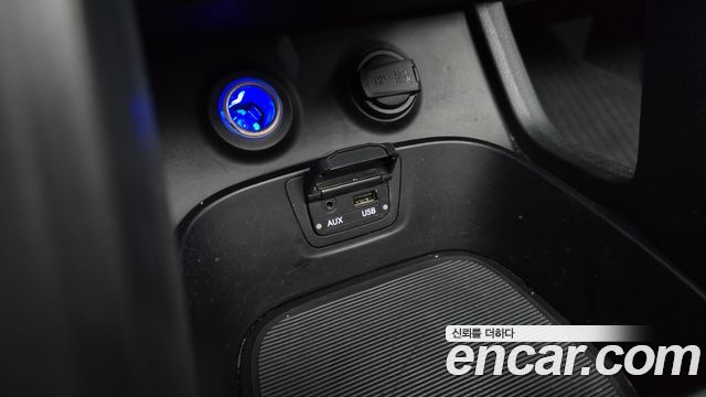 Hyundai Santafe 2015 — photo 28
