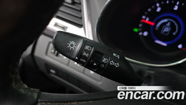 Hyundai Santafe 2015 — photo 29