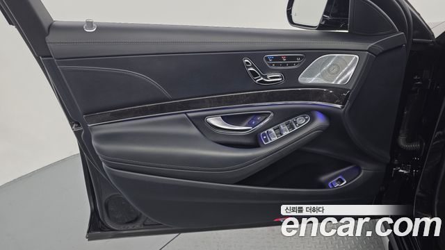 Mercedes-Benz S-Class 2018 — photo 14