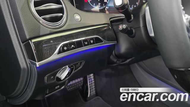 Mercedes-Benz S-Class 2018 — photo 27
