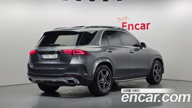 Mercedes-Benz GLE-Class 2021 — photo 2