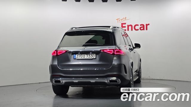 Mercedes-Benz GLE-Class 2021 — photo 4