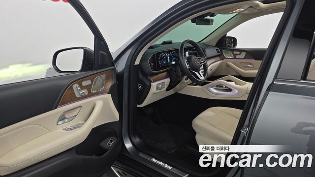 Mercedes-Benz GLE-Class 2021 — photo 13
