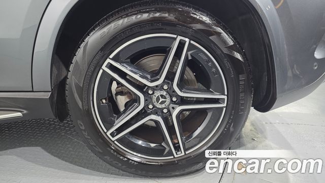 Mercedes-Benz GLE-Class 2021 — photo 7