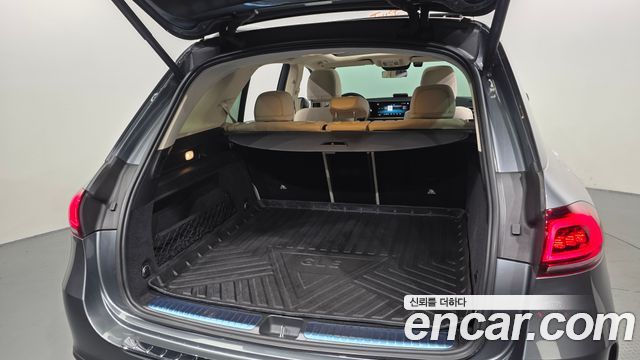 Mercedes-Benz GLE-Class 2021 — photo 27