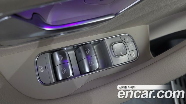 Mercedes-Benz GLE-Class 2021 — photo 30
