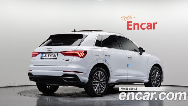 Audi Q3 2024 — photo 2