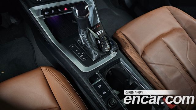 Audi Q3 2024 — photo 12