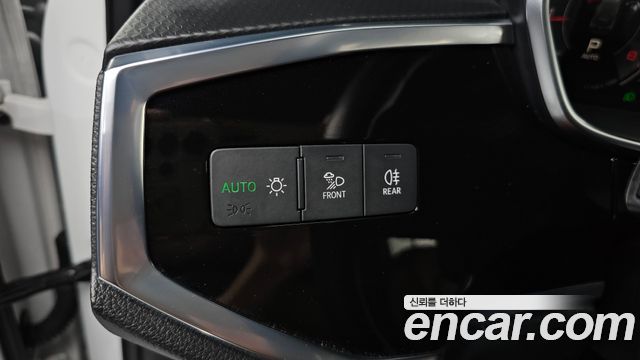 Audi Q3 2024 — photo 19