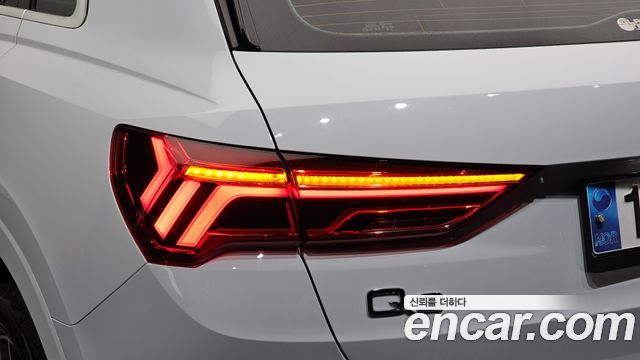 Audi Q3 2024 — photo 9