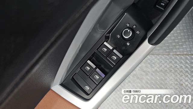 Audi Q3 2024 — photo 28