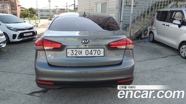 Kia K3 2016 — photo 5