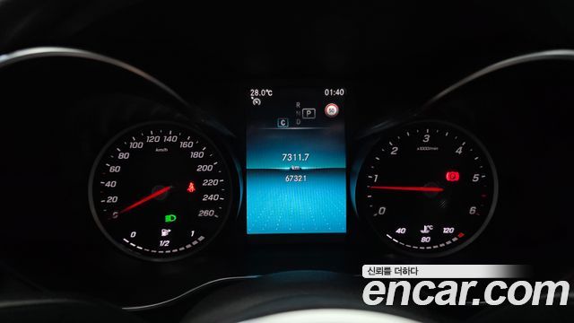 Mercedes-Benz C-Class 2020 — photo 11