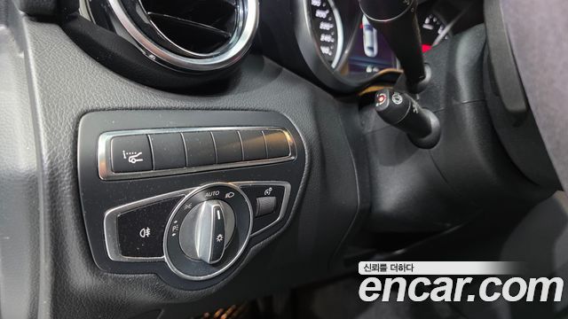 Mercedes-Benz C-Class 2020 — photo 21