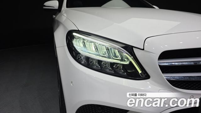 Mercedes-Benz C-Class 2020 — photo 8
