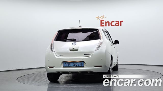 Nissan Leaf 2015 — photo 4