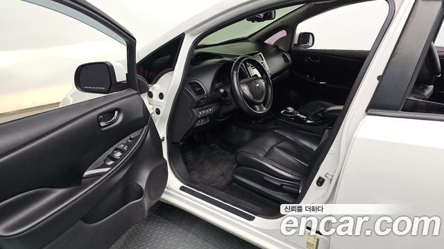 Nissan Leaf 2015 — photo 13