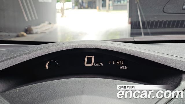 Nissan Leaf 2015 — photo 20
