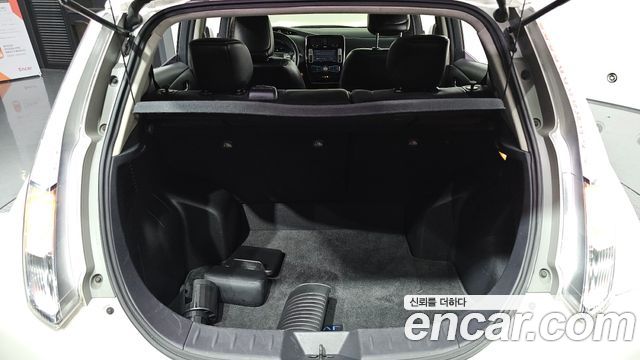 Nissan Leaf 2015 — photo 32